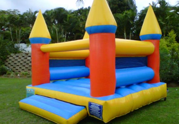 Jumping castle / bouncy castle